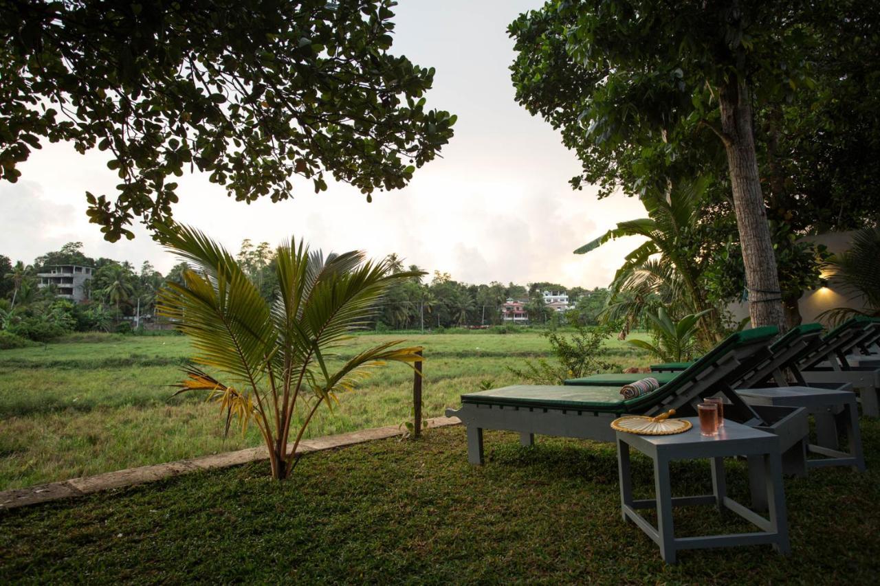 Barefoot Bungalow Hikka Hikkaduwa Exterior photo